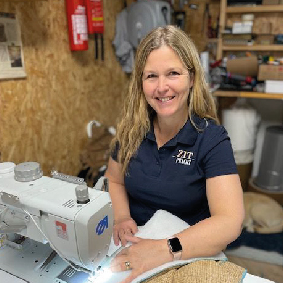 FemVeen Joanne Daam - Zitpracht